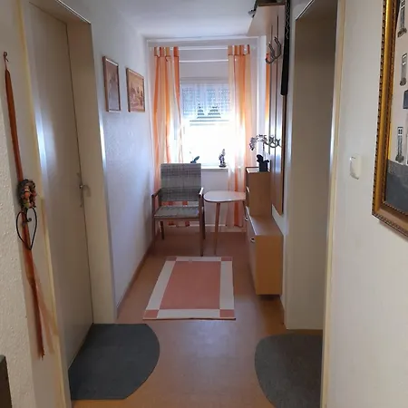 Проживание в семье Haus Am Huegel