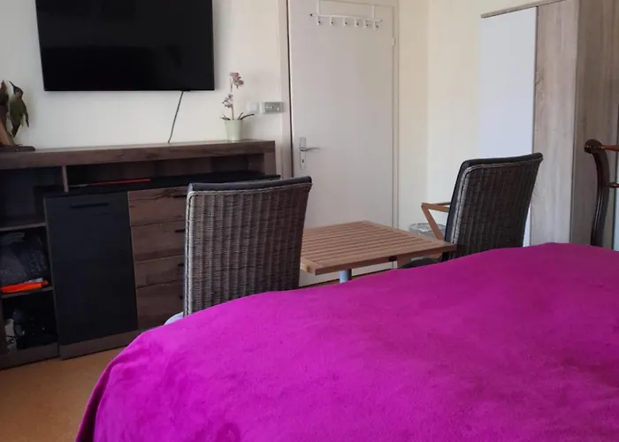 Haus Am Huegel 民宿